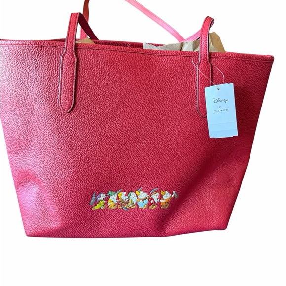 Rare Coach DISNEY Leather Snow White
Evil Queen City Tote Bag NWT - Picture 3 of 5